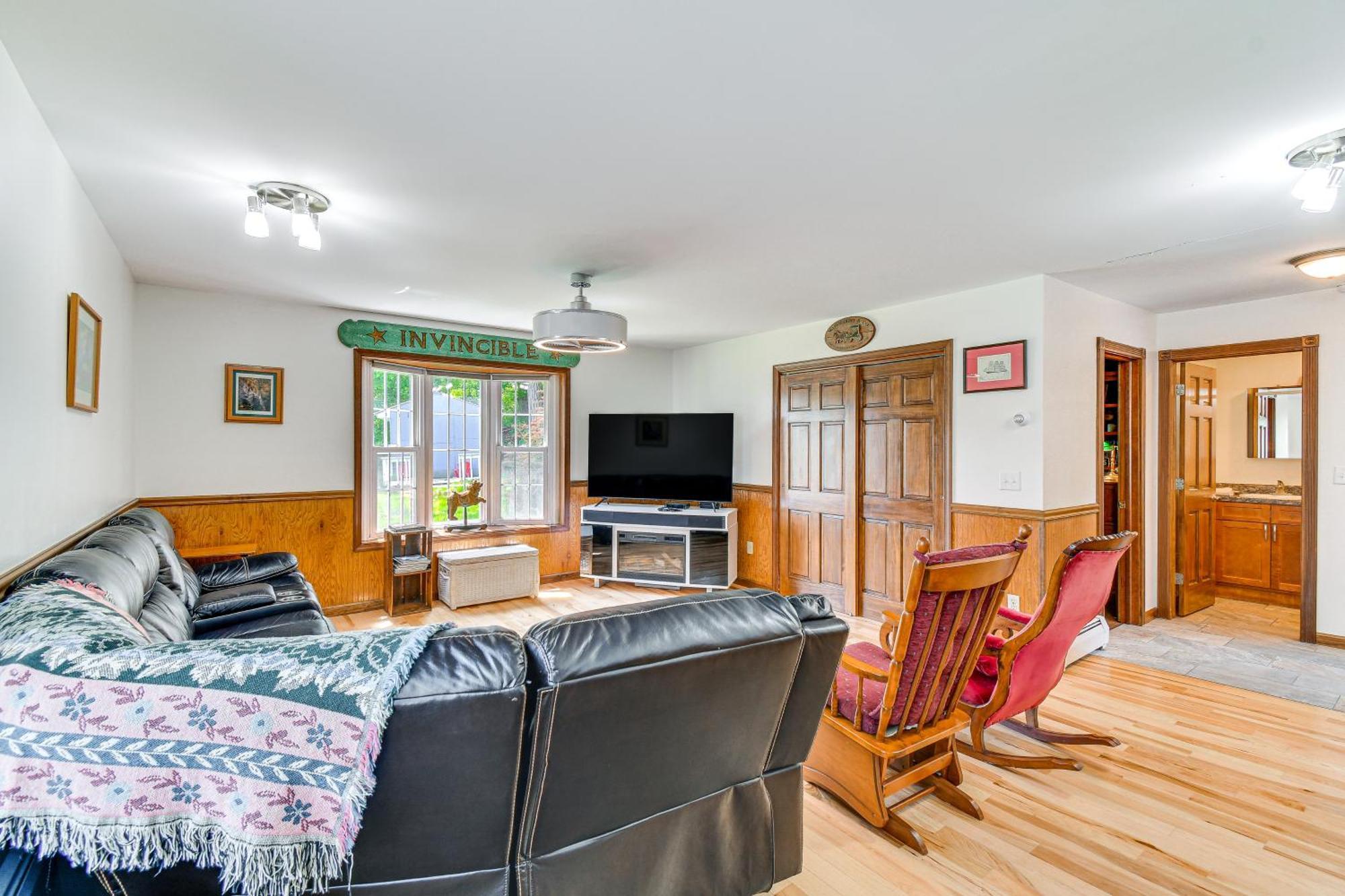 Montour Falls Home 2 Mi To Seneca Lake And Wineries Luaran gambar